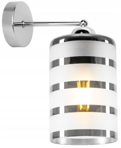 Stylowy chromowany kinkiet ścienny ze szklanym kloszem tuba